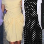 Julia Roberts e Amy Smart in Moschino