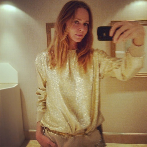 Stella McCartney veste un look color oro augurale per l'apertura delle Olimpiadi 2012