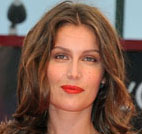 Mostra del Cinema di Venezia 2012: i look romantici di Kasia Smutniak e Laetitia Casta