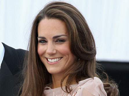 Kate Middleton stilista: si disegna gli abiti da sola