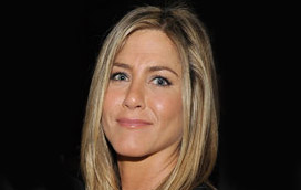 Jennifer Aniston in total look Tom Ford al party in onore di Stanley Kubrich