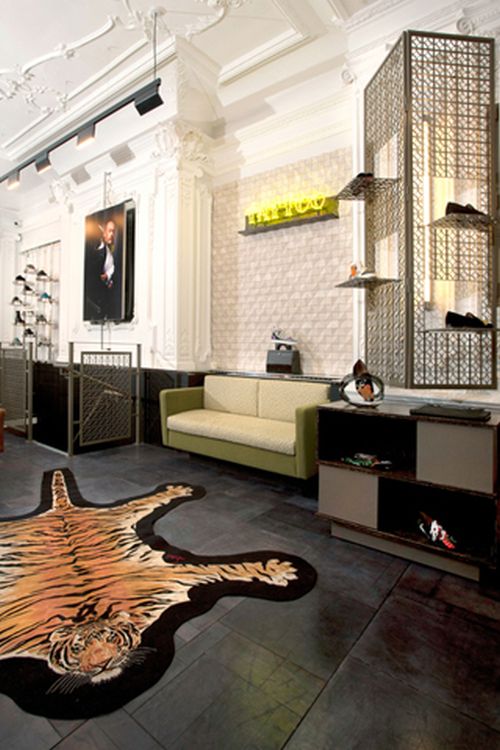 Christian Louboutin apre un flagship store uomo a Londra