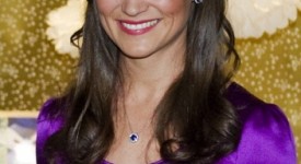 Pippa Middleton look abito viola