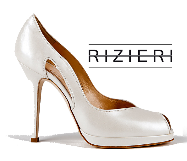 Idee regalo Natale 2012: scarpe total white by Rizieri 