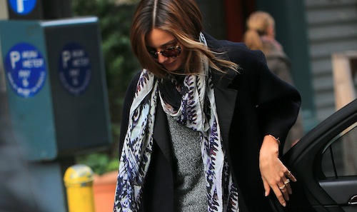 Miranda Kerr sfoggia un look grunge chic