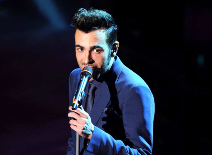 Marco Mengoni in look Ferragamo per il Festival di Sanremo 2013