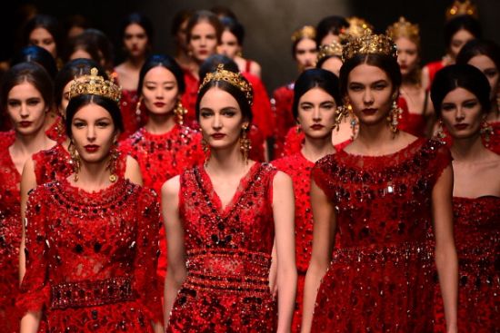 FASHION-ITALY-MILAN-WOMEN-DOLCE & GABBANA