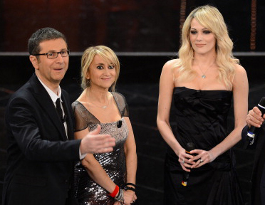 Sanremo 2013, i look delle star della terza serata: Luciana Littizzetto convince con gli abiti di Colangelo, deludono Malika Ayane e Marco Mengoni