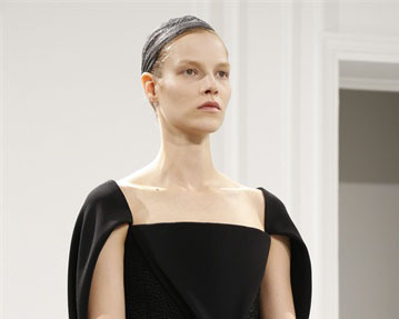 Parigi Fashion Week 2013: Alexander Wang debutta con successo da Balenciaga