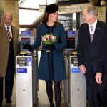 Kate Middleton cappottino blue teal