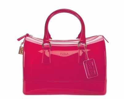 Furla lancia il progetto #candycool per creare la Candy bag glocal e limited edition