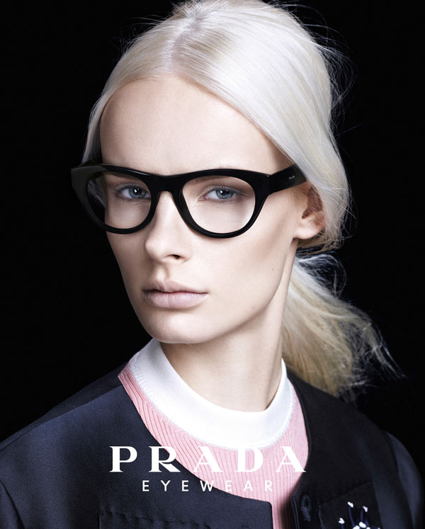 Prada lancia un concorso letterario insieme alla Feltrinelli