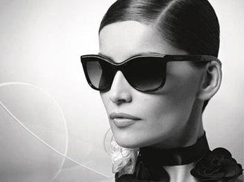 Laetitia Casta protagonista adv eyewear Chanel p/e 2013
