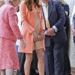 Kate Middleton vestito cipria spolverino pesca incinta