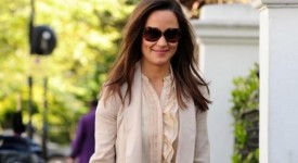 Pippa Middleton look casual chic