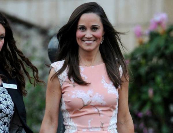Pippa Middleton sceglie un abito floreale per il Waitrose Summer Party
