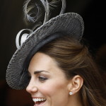 Kate Middleton un cappellino di Philip Treacy