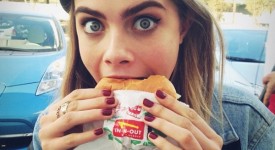 Cara Delevingne fotografie smorfie