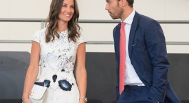 Pippa Middleton abito bianco fiori