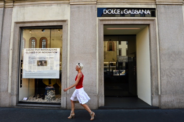 Dolce Gabbana Chiude Per Protesta I Suoi Store Di Milano Modalizer