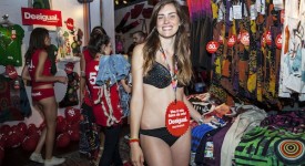 Desigual semi-naked party milano saldi estivi