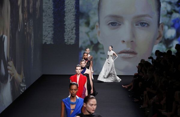 Christian Dior Haute Couture a/i 2013-2014, video e foto della sfilata