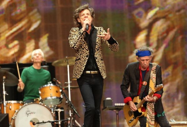 I Rolling Stones fanno causa ad una società di moda per aver utilizzato il logo con la linguaccia