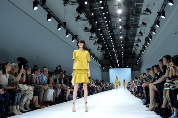 Parigi Fashion Week P/E 2014, la sfilata di Guy Laroche