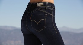Levi's Revel jeans modellante
