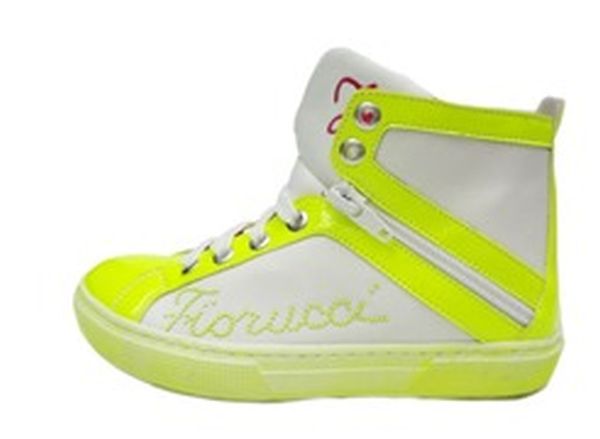 Fiorucci Youngwear‏ p/e 2014, sporty chic in tinte fluo