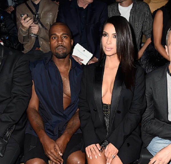 Kim Kardashian e Kanye West, look di coppia a Parigi