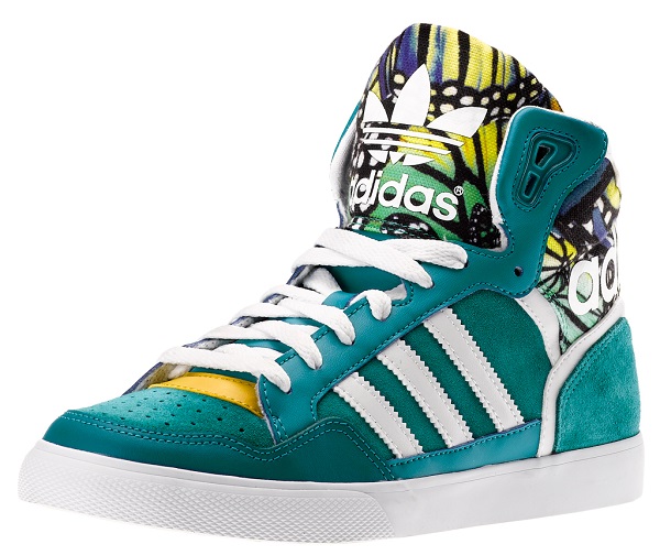 Adidas Originals e AW Lab presentano la Butterfly Collection