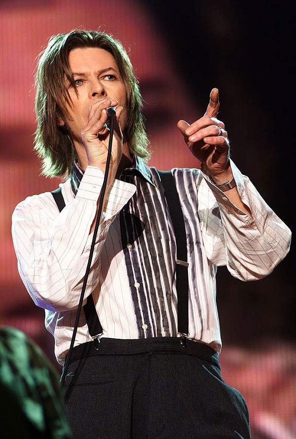 David Bowie sings 09 October 1999 in the
