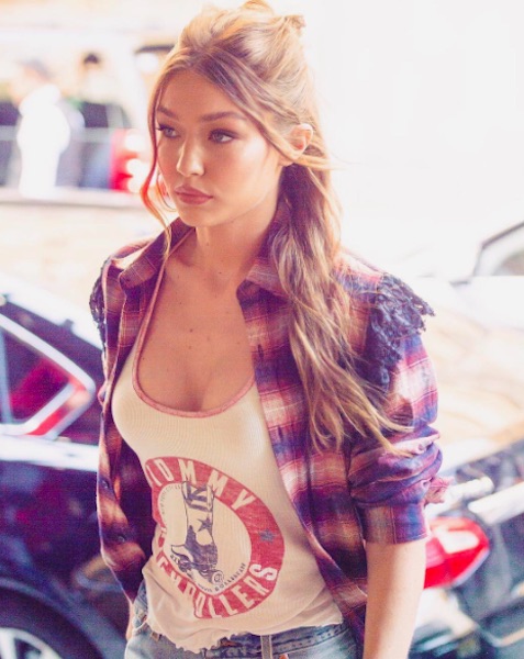 Gigi Hadid per Tommy Hilfiger, arriva la terza capsule collection