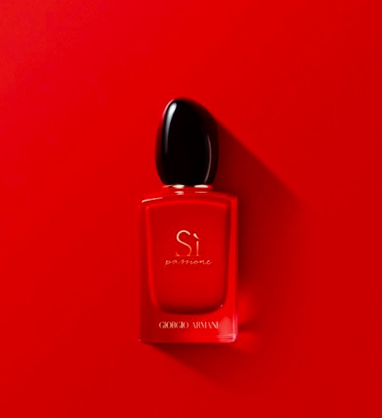 Sì Passione, il nuovo profumo di Giorgio Armani