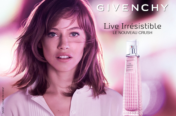 Givenchy, il nuovo profumo è Live Irrésistible Blossom Crush