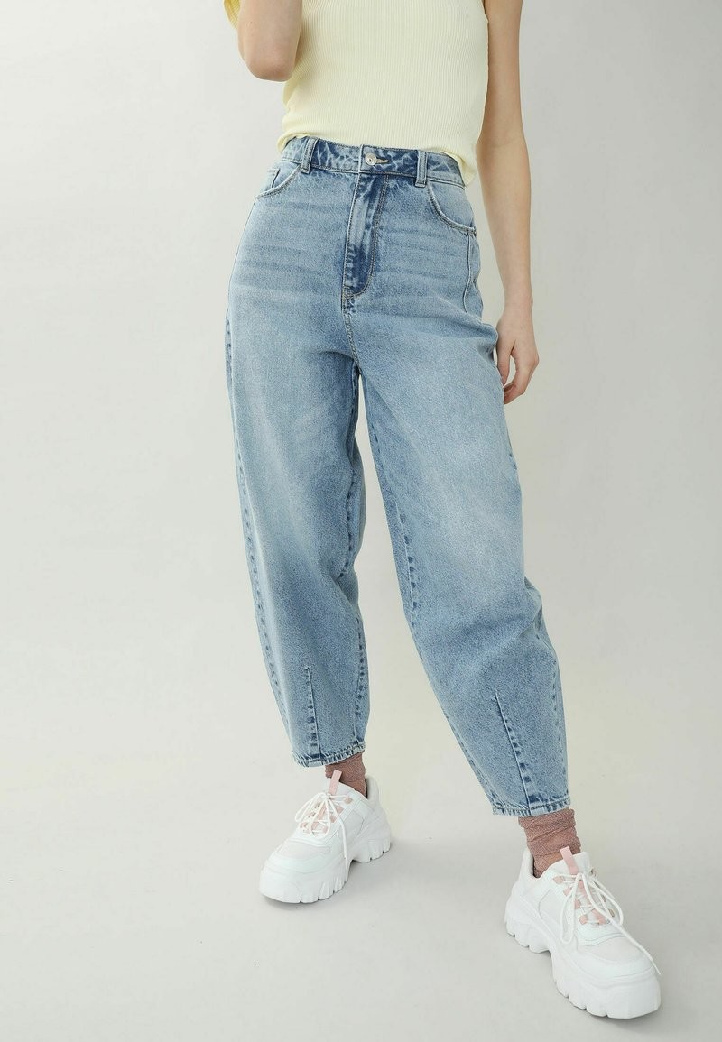 jeans baggy